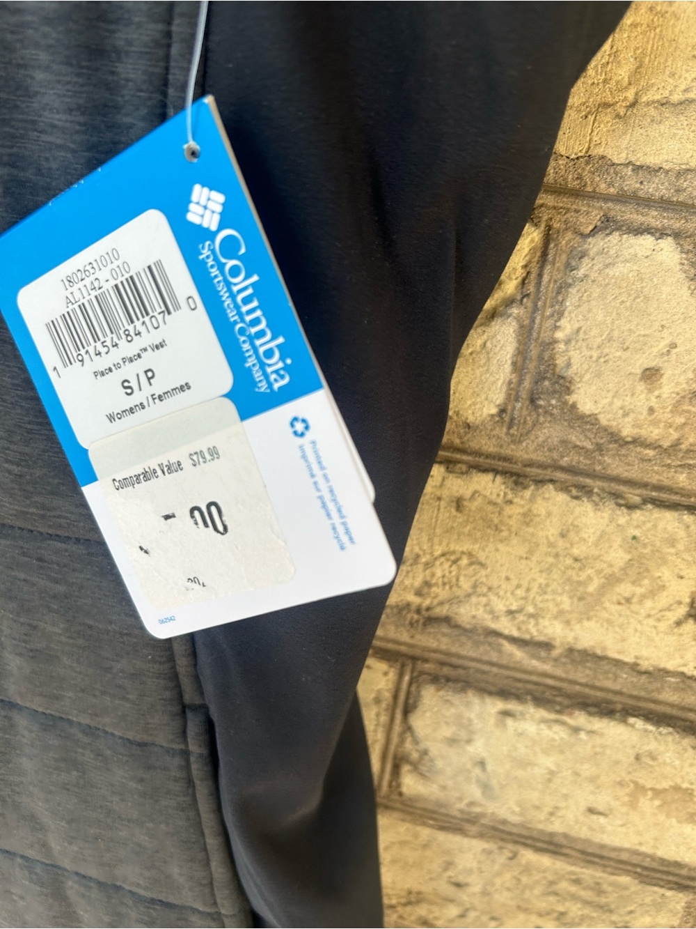 Columbia Women's Place to Place™ Wicking Vest NEW with tags - Picture 2 of 2